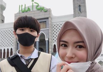 Adik Ayana Moon yang Mualaf, Harus Rayakan Idul Fitri Sambil Sekolah!