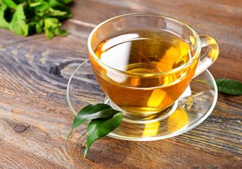 Wajah Berjerawat? Konsumsi 5 Minuman Ini untuk Mengatasinya!