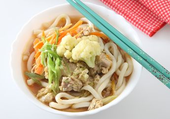 Resep Egg Chicken Udon Enak, Variasi Mi Berkuah Hangat Dengan Kaldu Super Nikmat