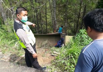 Dikemudikan Bocah Perempuan Berusia 14 Tahun, Sebuah Truk Dikabarkan Terperosok ke Jurang Sedalam 10 Meter!