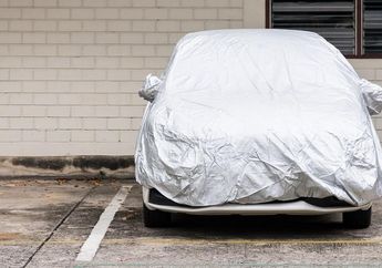 Bisanya Parkir Honda City di Outdoor, Ladies Wajib Beli Sarung Mobil yang Seperti Ini