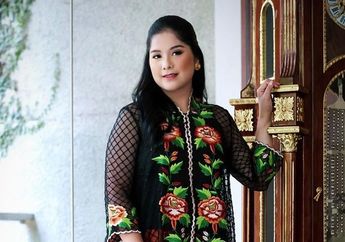 Unggah Potret Hangat Bersama Keluarga Besarnya di Hari Raya, Annisa Pohan Justru Dicecar Netizen Perihal Mertuanya: Gak Lebaran sama Bapak SBY?