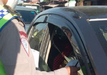 H+4 Lebaran 2020, Masuk Jabodetabek Tanpa SIKM Ribuan Kendaraan Pemudik Terpaksa Putar Balik