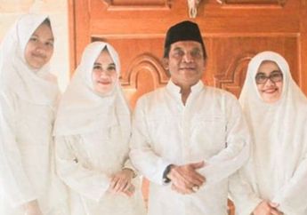 Perdana Lebaran Tanpa Suami, Wajah Sendu Istri Pertama Didi Kempot Jadi Sorotan, Sang Anak: Papa Bilang Harus Terus Jagain Mama