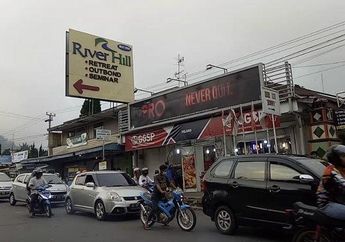 Setelah 2 Bulan Pemasukan Berada di Posisi Tiarap karena Pandemi, PKL di Kawasan Wisata Tawangmangu Mulai Bernapas Lega Usai Banyak Warga yang Mulai Datang Berkunjung Kembali: Alhamdulillah...