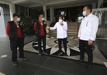 Jadi Sorotan Presiden Gegara Masuk Zona Hitam, Akhirnya Risma Bisa Balikkan Keadaan Hingga Dapat Pujian Langsung dari 2 Anak Buah Jokowi. Ternyata Begini Rahasianya