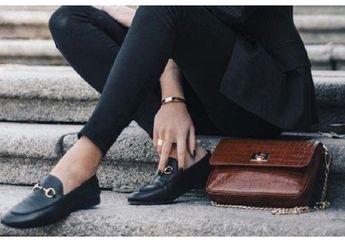 Biar Lebih Awet, Ini Tips & Trik Cara Merawat Sepatu yang Bisa Dicoba!