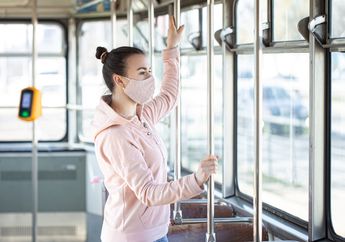 Naik Transportasi Umum Saat Pandemi, Wajib Lakukan Ini Untuk Cegah Penyebaran Virus!