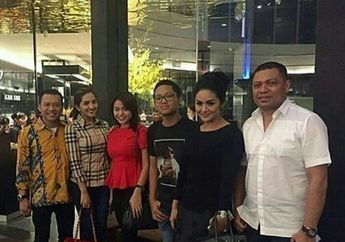 Ikut Sedih Lihat Konflik Keluarga Kian Runcing di Ruang Publik, Paranormal Kondang Ini Malah Kirim Pesan Menohok Buat Anak-anak Krisdayanti: 'Nunjung Dhuwur Mendhem Jero'
