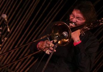 Kabar Duka Kembali Menerpa Dunia Hiburan, Musisi Senior yang Pernah Tur Keliling Indonesia Ini Susul Kepergian Glenn Fredly dan Andy Ayunir