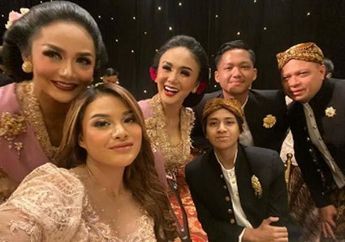 Yuni Shara Bilang Tak Pernah Jadi Ibu Buat Anak-anak Sambungnya, Aurel Malah Blak-blakan Bongkar Sifat Asli Ashanty Saat Ketahuan Punya Masalah di Sekolah: Bunda Selalu Pasang Badan
