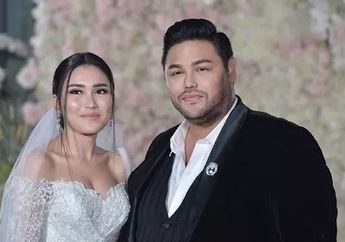 Setuju Tinggal di Luar Negeri Usai Menikah, Ivan Gunawan Bongkar Alasannya Kecup Bibir Ayu Ting Ting: Ini Beneran Masa Settingan