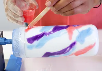 3 DIY Hias Tumbler Biar Makin Semangat Bawa Botol Minum Sendiri di Era New Normal!