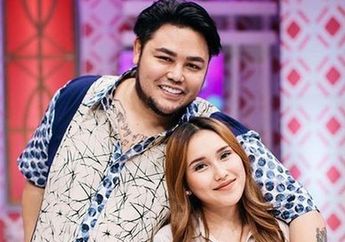 Padahal Selama Ini Tak Pernah Tanggapi Cinta Ivan Gunawan, Ayu Ting Ting Akhirnya Ngaku Sayang Hingga Bongkar Perilaku sang Designer yang Bikin Dirinya Baper