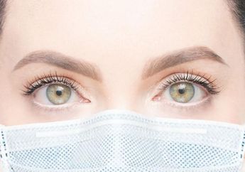 Cantik dengan Bulu Mata Lentik Meski Setengah Wajah Tertutup Masker Kain, Ini Pilihan Maskara Waterproof dan Tahan Lama
