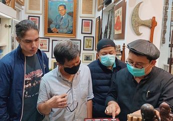 El Rumi Kedapatan Foto 1 Frame Bareng Rocky Gerung, Fadli Zon, dan Fahri Hamzah saat Pandemi Virus Corona, Maia Estianty Langsung Bereaksi Begini