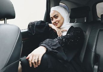 Sering Jadi Panutan Hijaber, Intip Rahasia Padu Padan Ala Ayudia C