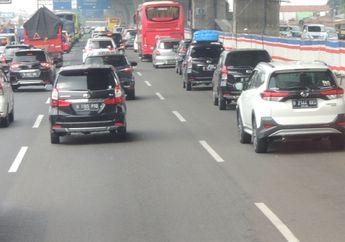 Seminggu ke Depan Tol Cikampek Arah Jakarta Ada Perbaikan, Ladies Kalau Sampai Kena Macet yang Sabar Ya