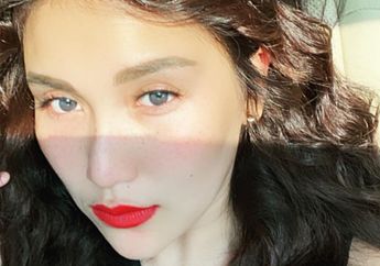 Bukan Didi Riyadi atau Ivan Gunawan, Ayu Ting Ting Pamer Pacar Pertamanya di Perayaan Ulang Tahunnya hingga Terang-terangan Ungkap Pernah Dibuat Nangis Kejar oleh sang Mantan Saat SMP karena Hal Ini