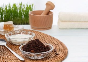 Cuci Muka dengan Campuran Kopi dan Susu, Wanita ini Teriak Kegirangan Setelah Melihat Hasilnya di Kaca