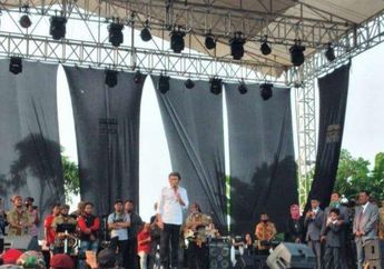 Sempat Kepergok Menangis hingga Singgung Soal Ajal, Rhoma Irama Kini Justru Ketahuan Nekat Nyanyi di Acara Khitanan di Bogor