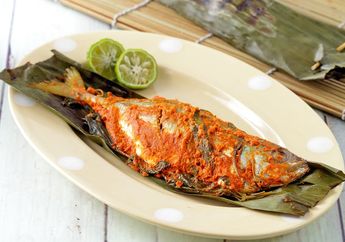 Resep Pepes Kembung Bumbu Cabai Enak Ini Siap Bikin Gagal Diet!