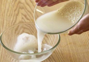 Jangan Dibuang, Air Rendaman Beras Ternyata Bisa Atasi Penyakit Mengerikan Ini! Luar Biasa Banget