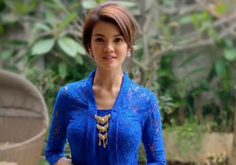 Kerap Pakai Baju Kembaran dengan Anak Perempuannya, Tengok 4 Gaya Farah Quinn Saat Tampil Kompak dengan Sang Buah Hati!