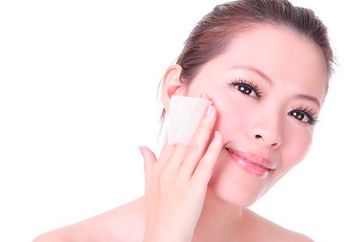 Bersihin Wajah Jadi Lebih Praktis, Ini 5 Rekomendasi Makeup Remover Tissue Dibawah Rp 50 ribu