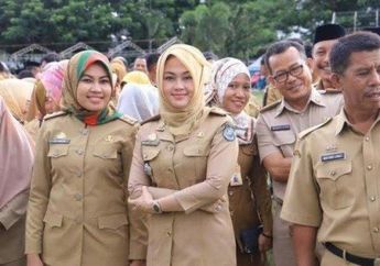 Berapi-api Bahas Utang Indonesia yang Lebih Besar dari Malaysia, Tiba-tiba Sri Mulyani Cuma Berkomentar Begini Saat Ditanya Kabar Pencairan Gaji ke-13 PNS