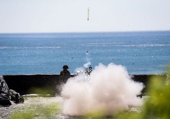 Tegang, USS Mustin Milik Amerika Lewat, Tiongkok Kirim Kapal Perusak Berpeluru Kendali, Taiwan Kerahkan Fregat di Sekitar Selat Saling Pantau Sana-sini