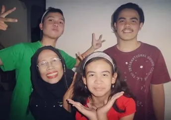 Rintis Karir dari Panggung Kampung Hingga Menderita Komplikasi Penyakit, Mandra Kenang Kelakuan Mendiang Omas Wati yang Bikin Gemas Keluarga: Liat Dokter Aja Dia Lari