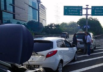 Hindari Tabrak Bokong, Ini Jarak Aman Antar Mobil Saat di Jalan Tol