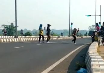 Polisi Siap Ciduk, Buntut Emak-Emak Goyang TikTok di Exit Tol Pekalongan