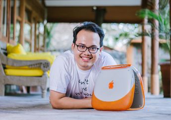 Selamat Ultah ke-21, iBook G3! Laptop Apple Warna-Warni dan Wi-Fi Pertama