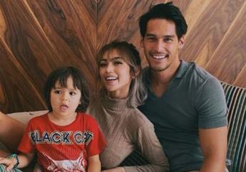 Berderai Air Mata, Richard Kyle Bersumpah Akan Penuhi Janjinya pada Jessica Iskandar dan El Barack di Hadapan Tuhan: Semoga Keluarga Jess dan Jess Bolehkan
