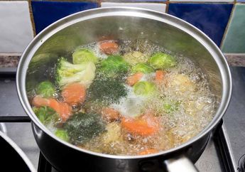 Selama Ini Kita Salah, Merebus Sayur dengan Cara Ini Ternyata Bisa Merugikan Tubuh! Hindari Sekarang Juga