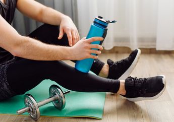 Punya Masalah Bau Badan? Tandanya Kurang Minum, Ini Buktinya
