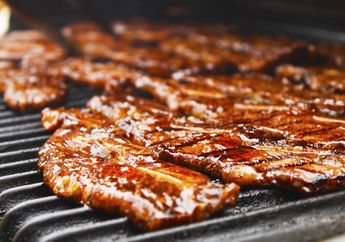 Jadi Favorit Banyak Orang, Benarkah Daging yang Dibakar Bisa Picu Kanker? Begini Penjelasan Ahli
