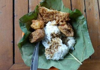 Bukan Cuma Daun Pisang, Mengganti Piring dengan Daun Jati Sebagai Alas Makan Bisa Membuat Kita Semua Terhindar dari Penyakit ini