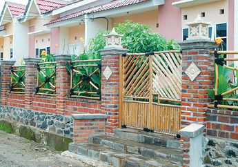 Bingung Mau Renovasi Pagar? Coba Aplikasikan Kayu Dolken, Biayanya pun Tak Mahal!