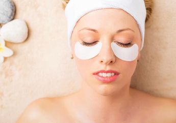 Mata Panda Hilang dalam Sekejap Berkat DIY Eye Mask Air Mawar!