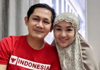 Hampir Putus Asa Setelah 5 Kali Gagal Dapatkan Momongan, Fitri Carlina Blak-blakan Minta Sang Suami untuk Menikah Lagi, Hendra Sumendap: Saya Marah Karena Apa yang Kita Perjuangkan...
