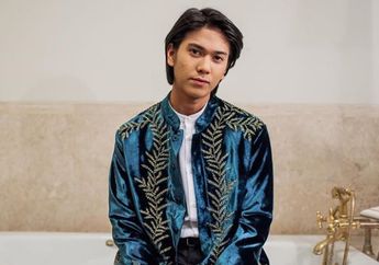 Disebut CLBK hingga Berujung Balikan, Iqbaal Ramadhan Akhirnya Tak Lagi Malu-malu Kucing Pamer Kemesraan Bareng Sang Kekasih, Netizen Auto Baper!