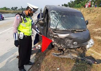 Ban Pecah di Tol, 3 Cara Ini Bisa Dilakukan Untuk Minimalisir Kecelakaan Fatal