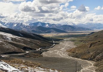 Panas-panasi India, Menlu China Kunjungi Perbatasan yang Disengketakan di Tibet, Pengamat Sebut Itu Isyarat yang Tidak Biasa
