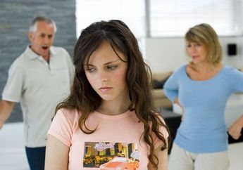 Perjuangkan Keinginan di Depan Orang Tua dengan 5 Tips Ini, Girls. Jangan Menyerah!