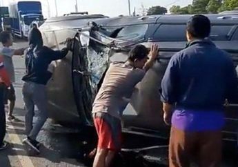 Cewek Terguling Bersama Mitsubishi Pajero Sport yang Dikendarainya, Endingnya Malah Bikin polisi Kagum