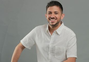 Pake Bahasa Inggris Emang Keren, Tapi Jangan-jangan Grammar Lo Banyak yang Salah? Yuk Berguru Bareng Guruku Mr D!