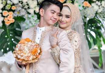 Pernikahan Saudara Kembarnya Baru Seumur Jagung Diisukan Berada di Ujung Tanduk, Ridho DA Mendadak Bahas Duda Keren Bareng Iis Dahlia, Ada Apa?
